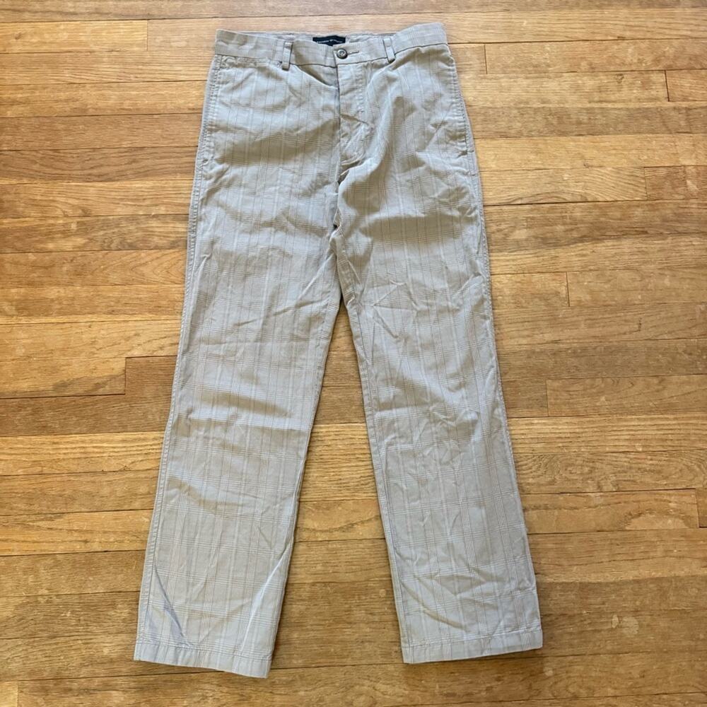 Dockers Premium slim fit sage green plaid straight leg pants size 30/29
b34